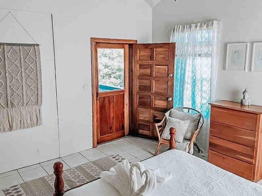 Vacation Home Blue Lotus Caye Caulker Buitenkant foto