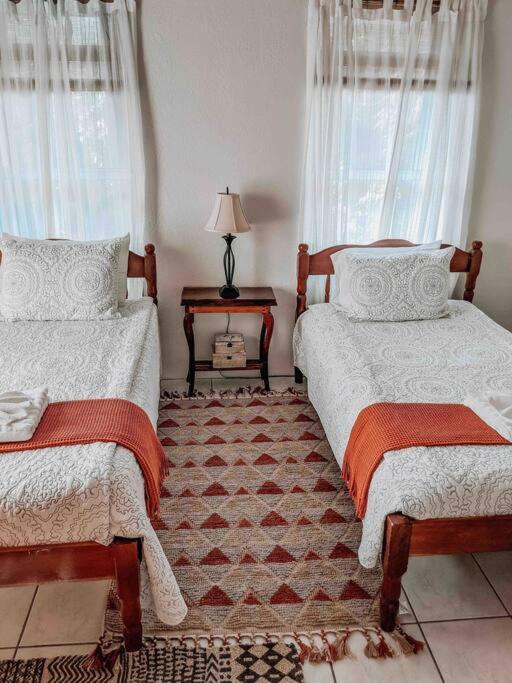 Vacation Home Blue Lotus Caye Caulker Buitenkant foto